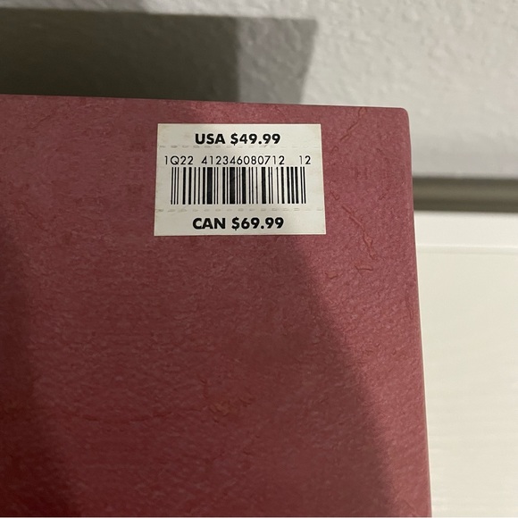 Disney Parks Minnie Mouse “From Our Family to Yours” Plush in Box 9'' - Picture 8 of 8